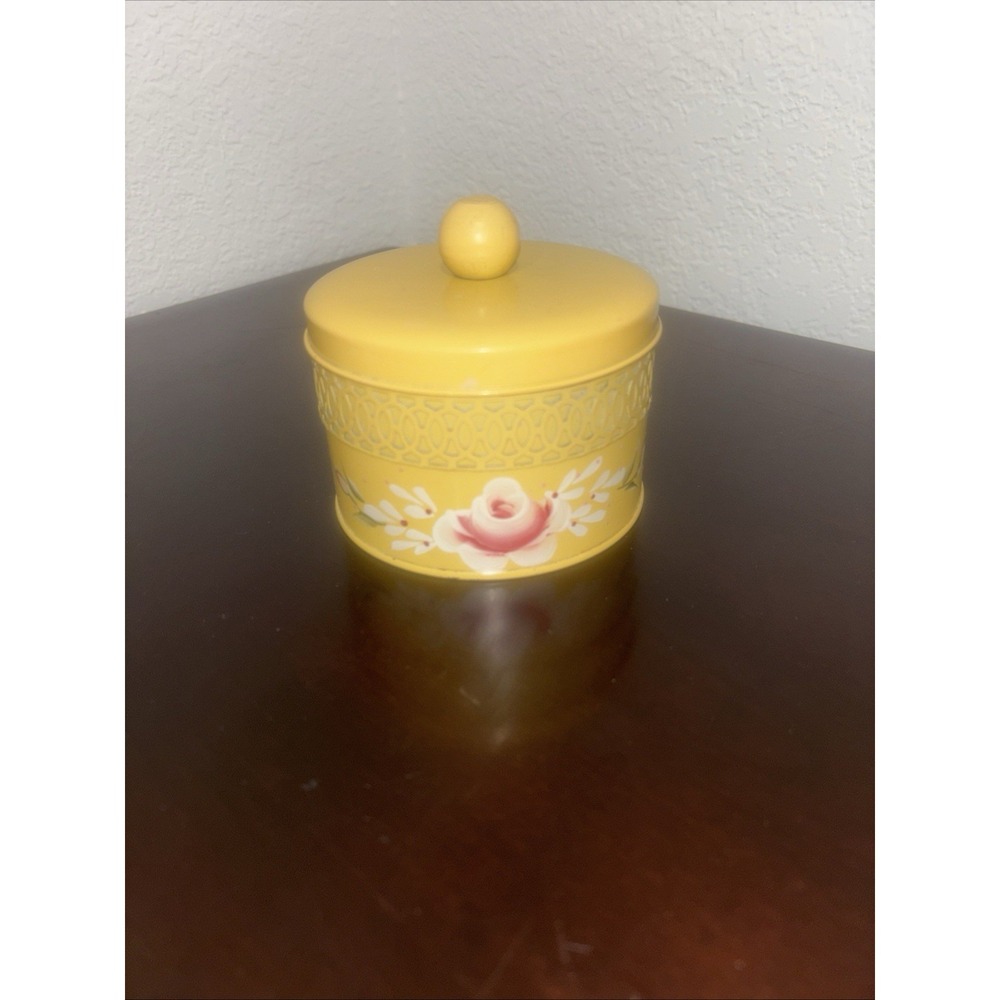 VTG Buttery Yellow Powder Box Tin Feminine Shabby Granny Cottage Dresser Table